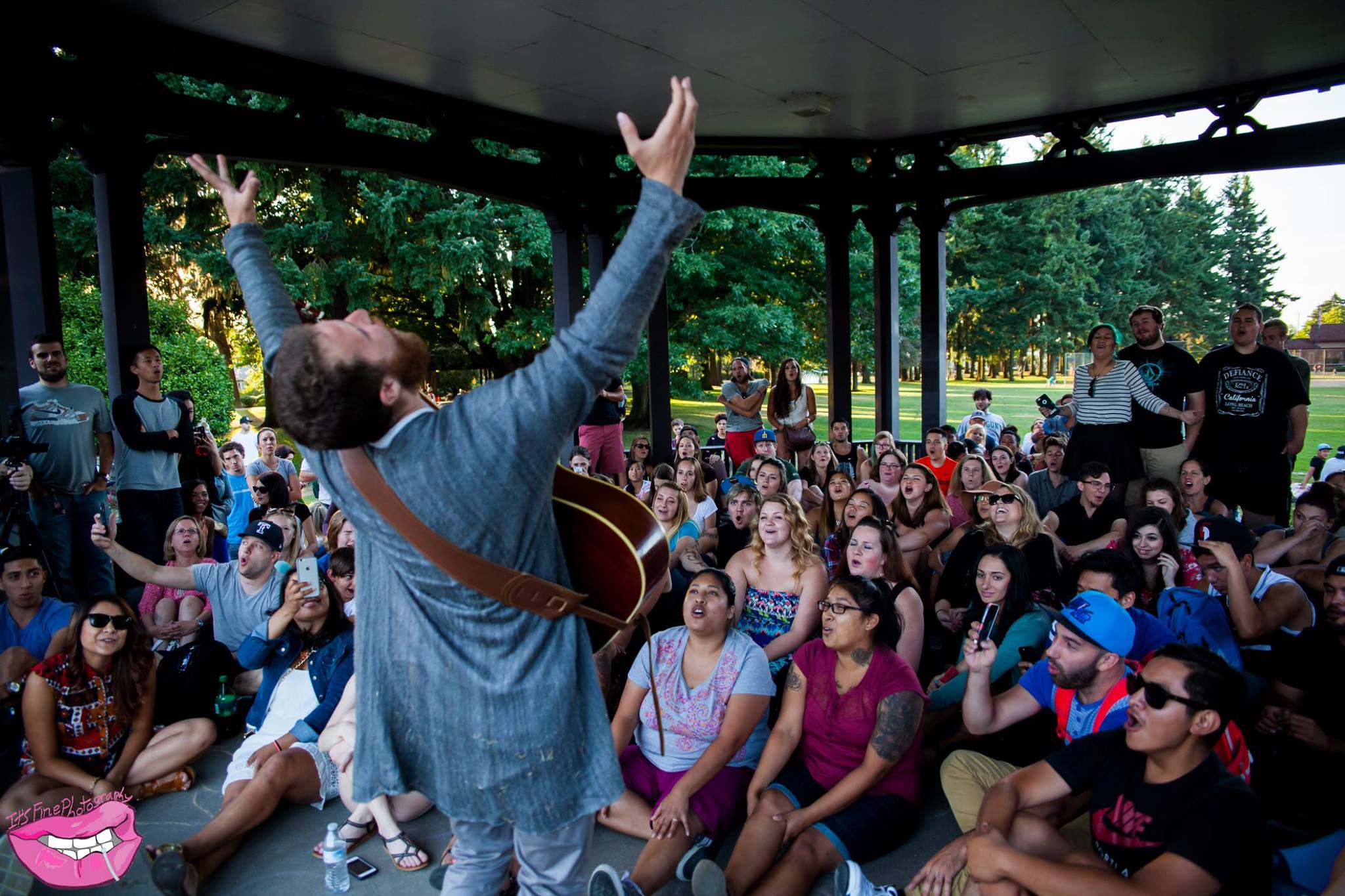 Mike Posner performing at Peninsula Park in Portland, OR July 15, 2015
Photo by Adin Penner / It's Fine Photography
facebook.com/itsfinephotography
