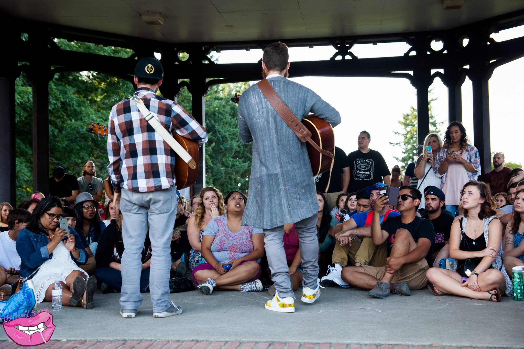 Mike Posner and Adam Friedman performing at Peninsula Park in Portland, OR July 15, 2015
Photo by Adin Penner / It's Fine Photography
facebook.com/itsfinephotography
