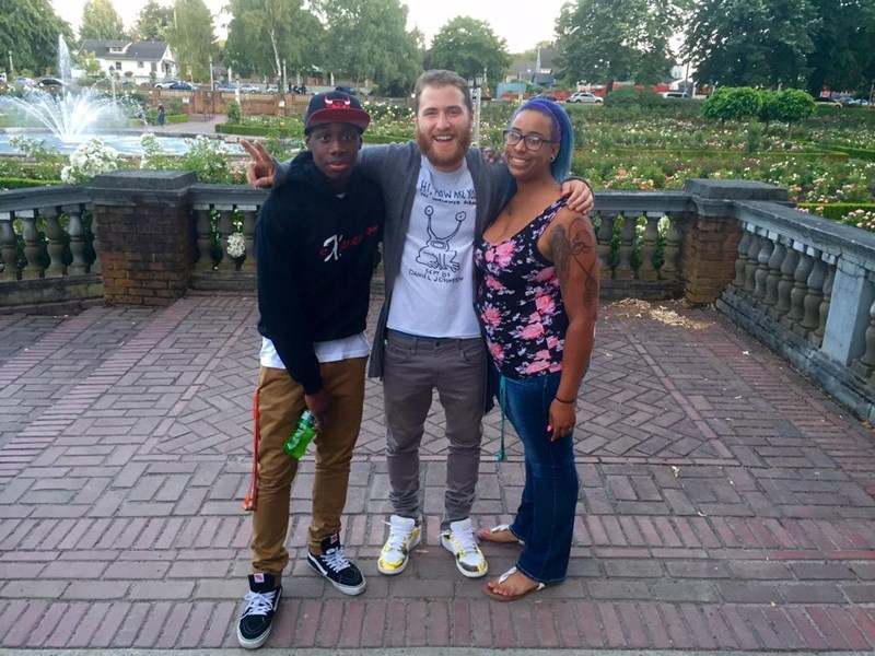 Mike Posner at Peninsula Park in Portland, OR July 15, 2015
twitter.com/BabyyOutlaw
