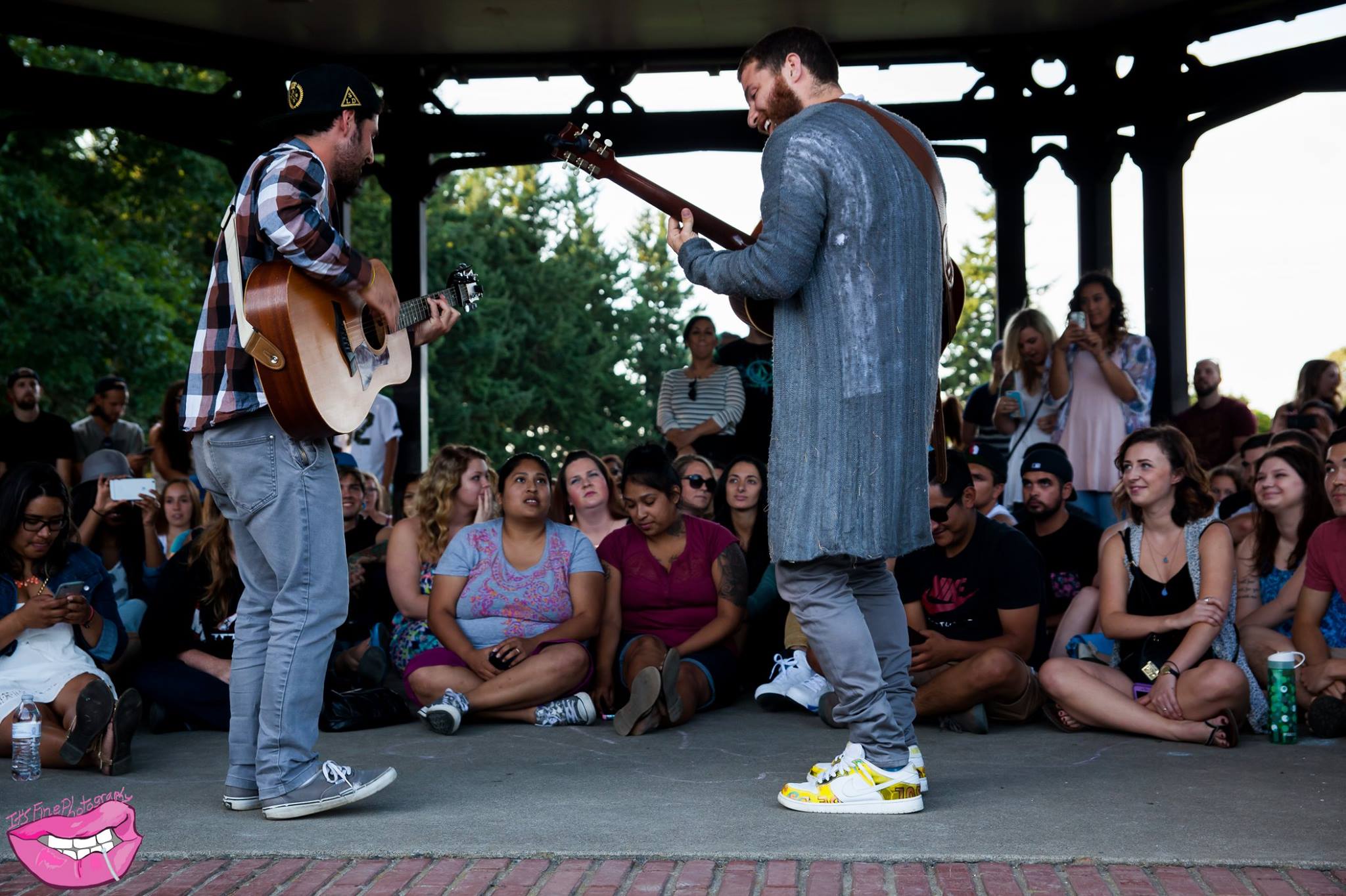 Mike Posner and Adam Friedman performing at Peninsula Park in Portland, OR July 15, 2015
Photo by Adin Penner / It's Fine Photography
facebook.com/itsfinephotography
