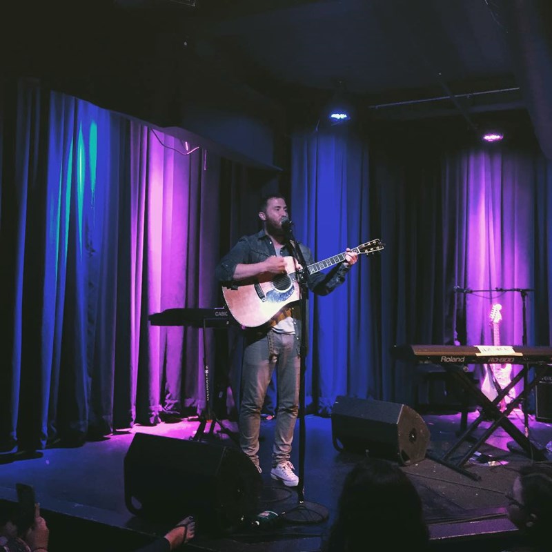 Mike Posner performing at Fête Lounge in Providence, RI July 30, 2015
instagram.com/tomsojka
