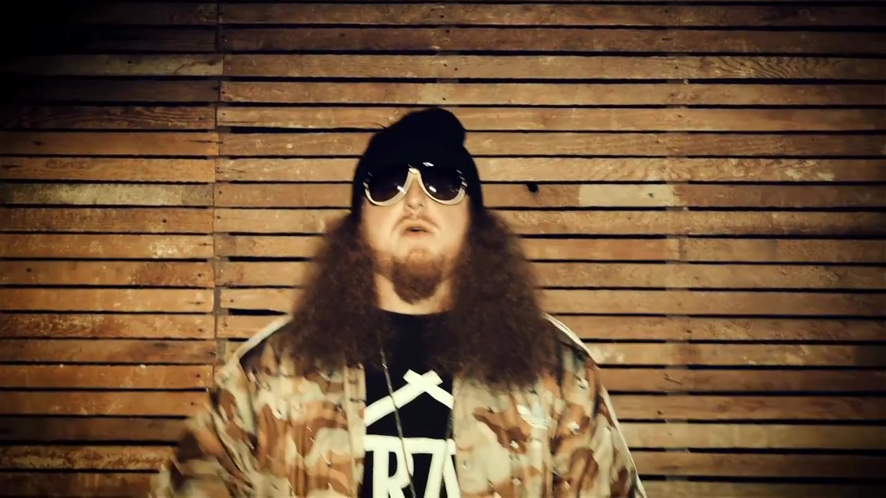 Rittz_-_Switch_Lanes_28Feat__Mike_Posner29_-_Official_Music_Video_0068.jpg