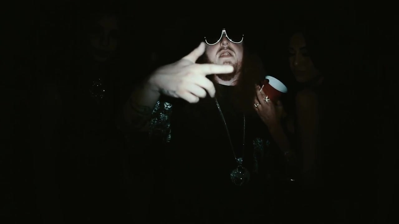 Rittz_-_Switch_Lanes_28Feat__Mike_Posner29_-_Official_Music_Video_0212.jpg Rittz_-_Switch_Lanes_28Feat__Mike_Posner29_-_Official_Music_Video_0212.jpg