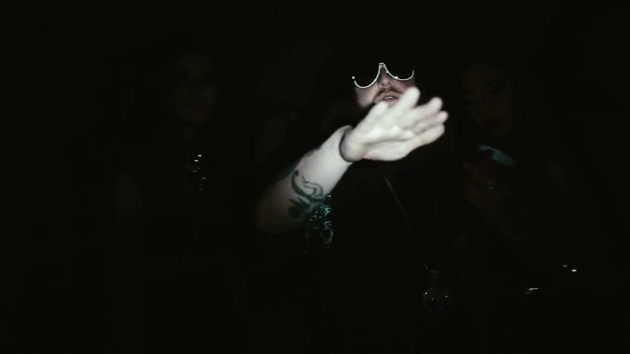 Rittz_-_Switch_Lanes_28Feat__Mike_Posner29_-_Official_Music_Video_0217.jpg Rittz_-_Switch_Lanes_28Feat__Mike_Posner29_-_Official_Music_Video_0217.jpg