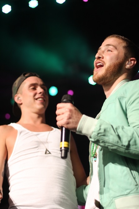 Sammy Adams and Mike Posner perform "L.A. Story" at Kiss Concert 2013
Photo by kiss108.com
