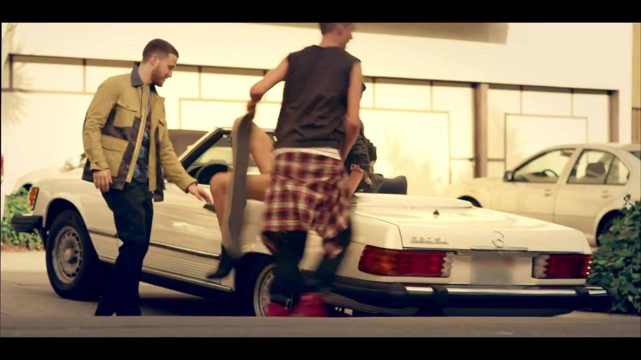 Sammy_Adams_-_L_A__Story_ft__Mike_Posner_262.jpg