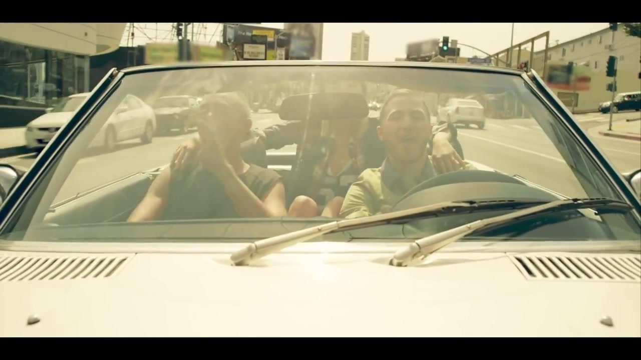 Sammy_Adams_-_L_A__Story_ft__Mike_Posner_297.jpg