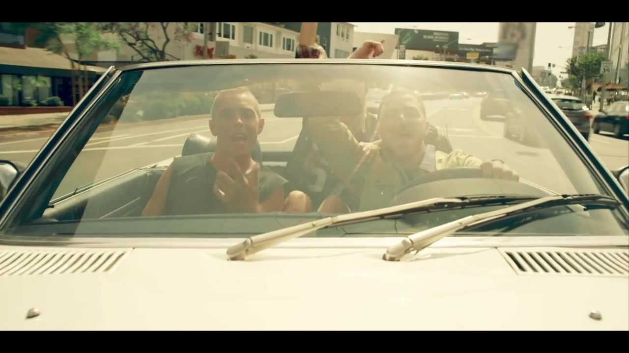 Sammy_Adams_-_L_A__Story_ft__Mike_Posner_314.jpg