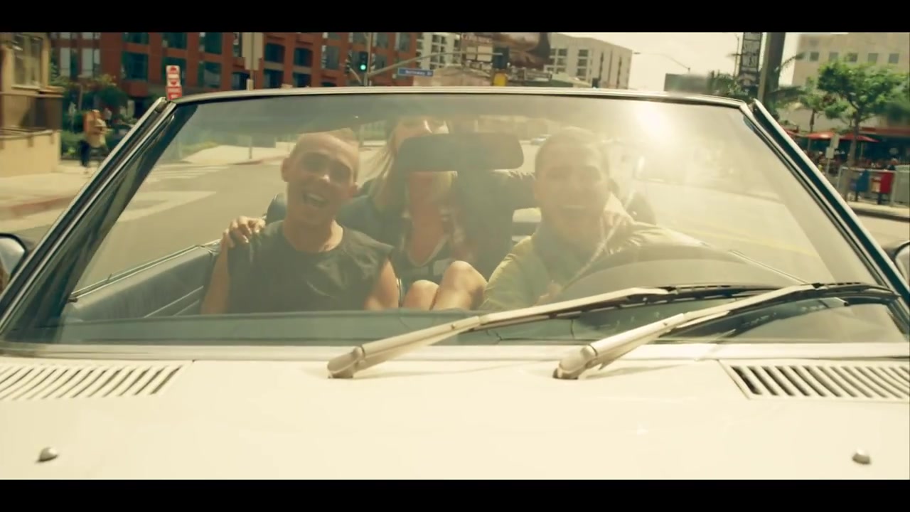 Sammy_Adams_-_L_A__Story_ft__Mike_Posner_327.jpg