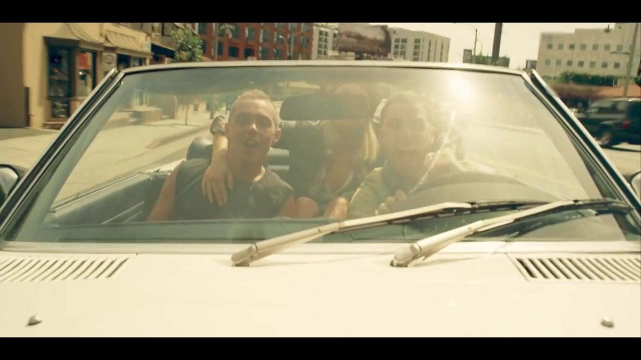 Sammy_Adams_-_L_A__Story_ft__Mike_Posner_331.jpg
