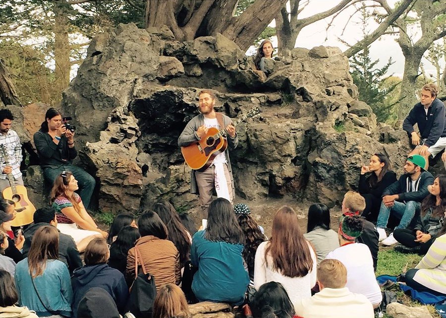 Mike Posner performing at Strawberry Hill in San Francisco, CA July 16, 2015
instagram.com/thecrowleylife
