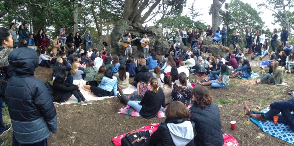 Mike Posner and Adam Friedman performing at Strawberry Hill in San Francisco, CA July 16, 2015
twitter.com/lesuuuuh
