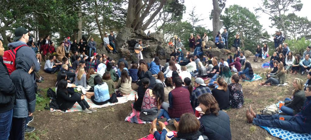 Mike Posner and Adam Friedman performing at Strawberry Hill in San Francisco, CA July 16, 2015
twitter.com/lesuuuuh
