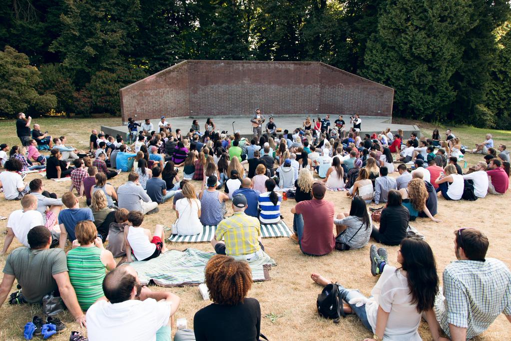 Mike Posner performing at Volunteer Park in Seattle, WA July 13, 2015
twitter.com/jrmilllar
