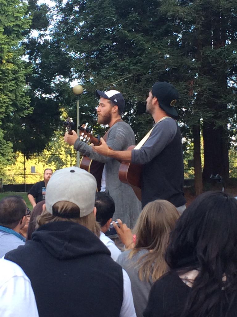 Mike Posner and Adam Friedman performing at Volunteer Park in Seattle, WA July 13, 2015
twitter.com/bridgette_rob
