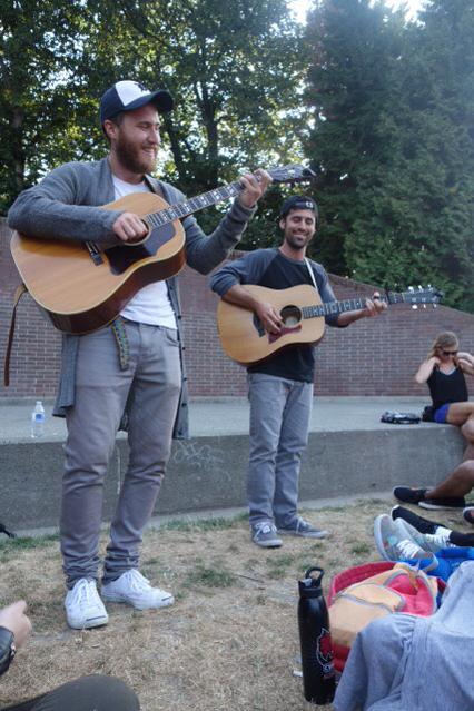 Mike Posner and Adam Friedman performing at Volunteer Park in Seattle, WA July 13, 2015
twitter.com/ChristineAReed
