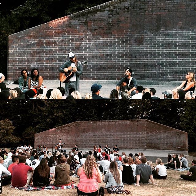 Mike Posner performing at Volunteer Park in Seattle, WA July 13, 2015
instagram.com/chelseadawn_
