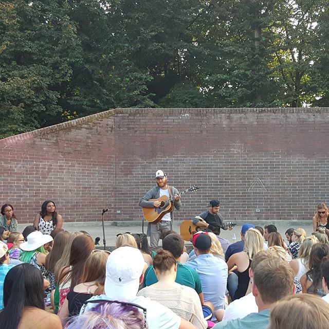 Mike Posner performing at Volunteer Park in Seattle, WA July 13, 2015
instagram.com/stephenk87
