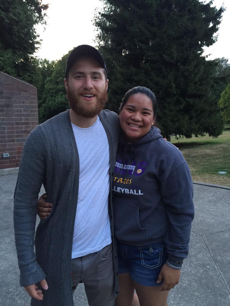 Mike Posner at Volunteer Park in Seattle, WA July 13, 2015
twitter.com/anchorjo
