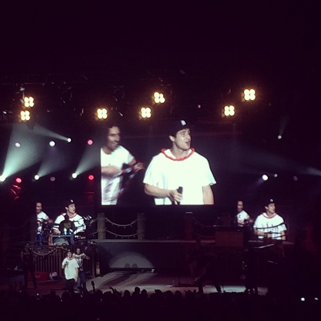 Mike Posner and Jake Owen performing "Cooler Than Me" at The Greek Theatre in Los Angeles, CA 8/8/2014
Instagram @brianna_ballentine
