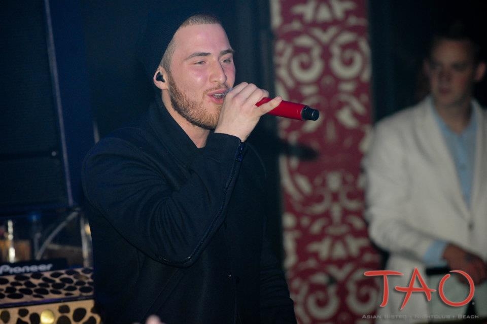 Mike Posner
