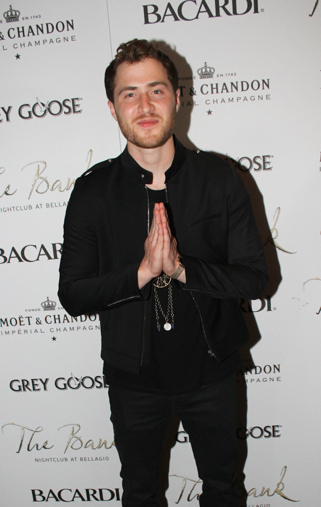 Mike Posner at The Bank Nightclub for DJ E-Man's Birthday Celebration in Las Vegas, NV 5/24/14 
Photo by thebanklasvegas.com
