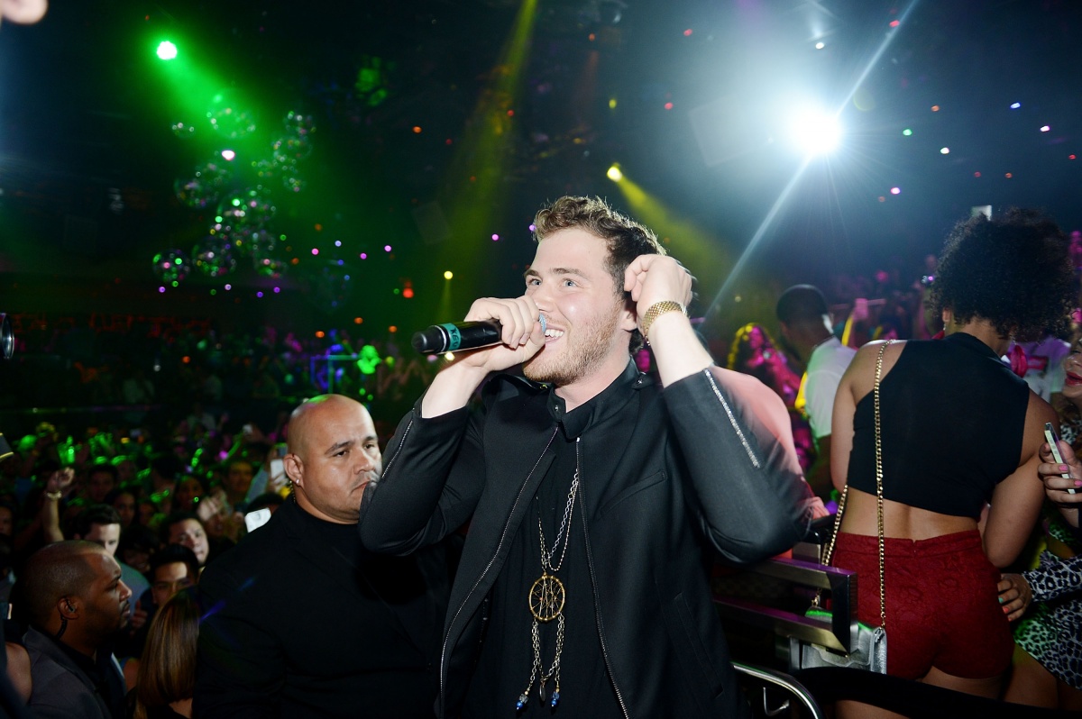 Mike Posner performing at The Bank Nightclub for DJ E-Man's Birthday Celebration in Las Vegas, NV 5/24/14
