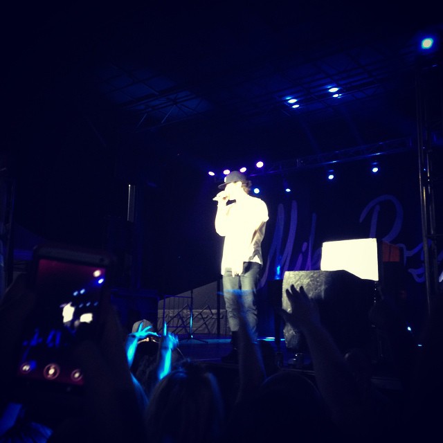 Mike Posner performing at the University of Toledo Music Fest 2014 8/29/2014
instagram.com/albraidzz_inchaarg
