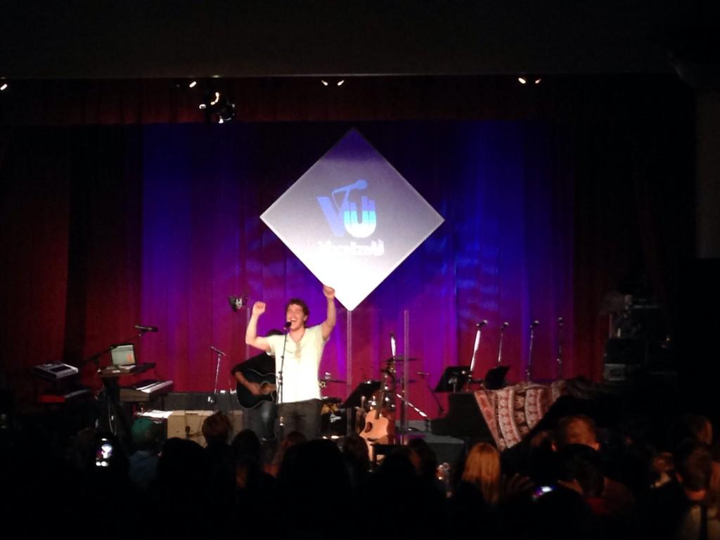 Mike Posner performing at VocalizeU Summer Artist Intensive 2014 in Los Angeles, CA 7/18/2014
Twitter @tnvquestions
