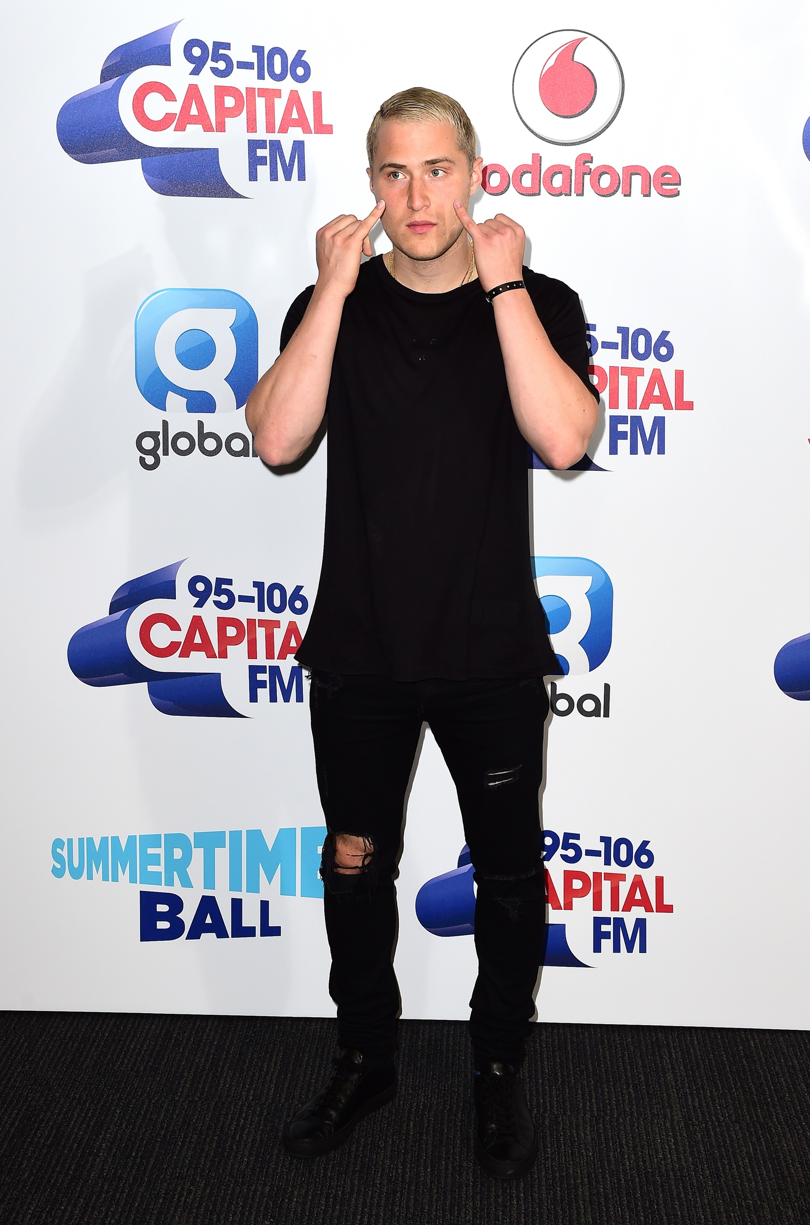 capital-fm-summertime-ball-06112016-4.jpg