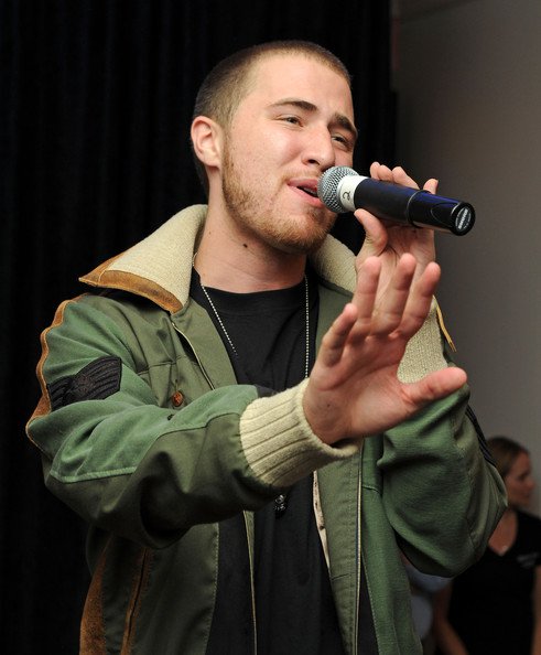 mike-posner_new-york-august-16-2010-celebrates-album-launch14.jpg