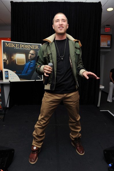 mike-posner_new-york-august-16-2010-celebrates-album-launch9.jpg