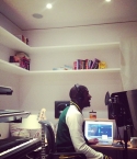 Labrinth-at-Mike-Posner-in-home-studio-02252013.jpg