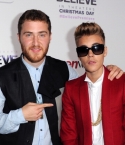 Mike-Posner-Justin-Bieber-Believe-Movie-Premiere-Los-Angeles-12182013-3.jpg