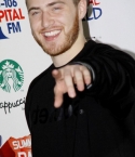 mike-posner-backstage-at-the-2011-summertime-ball-2.jpg