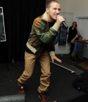 mike-posner_new-york-august-16-2010-celebrates-album-launch5.jpg