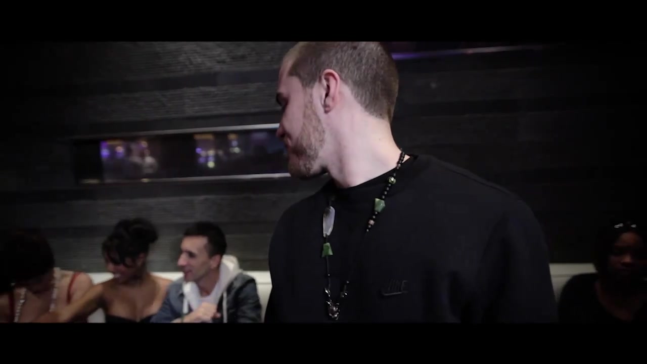 Clinton_Sparks_Ambiguous_ft__Mike_Posner___Big_SeanOfficial_Music_Video_-_YouTube_057.jpg