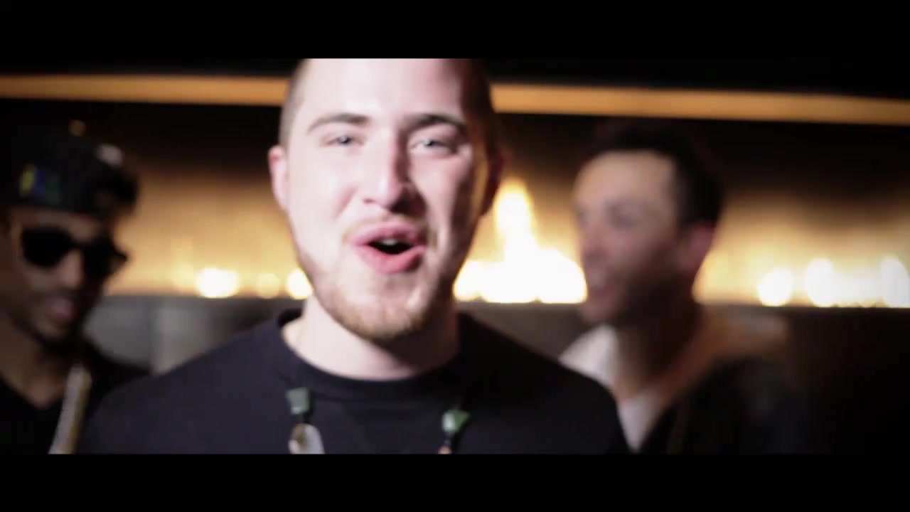 Clinton_Sparks_Ambiguous_ft__Mike_Posner___Big_SeanOfficial_Music_Video_-_YouTube_108.jpg