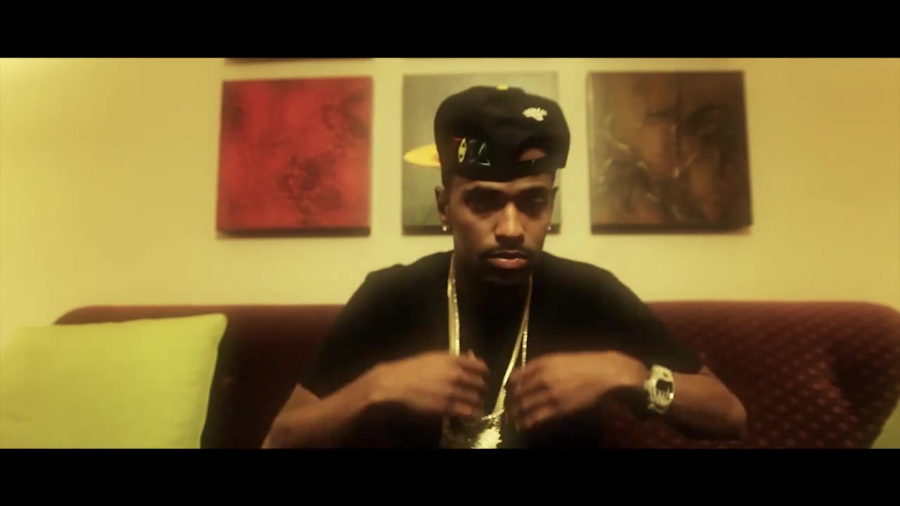 Clinton_Sparks_Ambiguous_ft__Mike_Posner___Big_SeanOfficial_Music_Video_-_YouTube_174.jpg