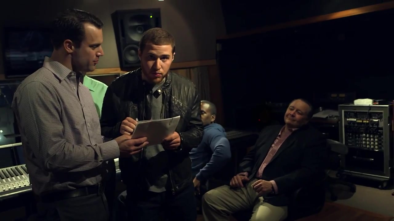 Mike_Posner_-_My_Light_28Official_Video29_139.jpg
