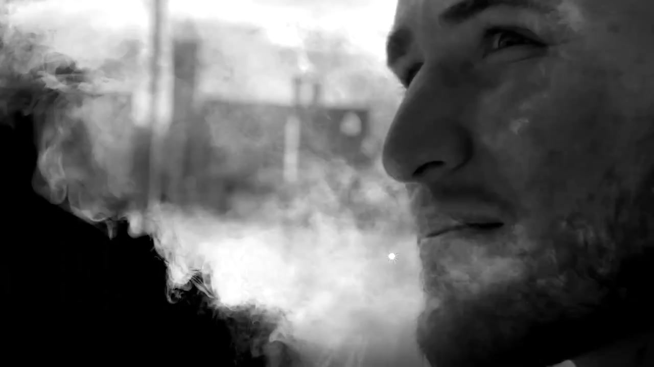 Mike_Posner_-_My_Light_28Official_Video29_206.jpg