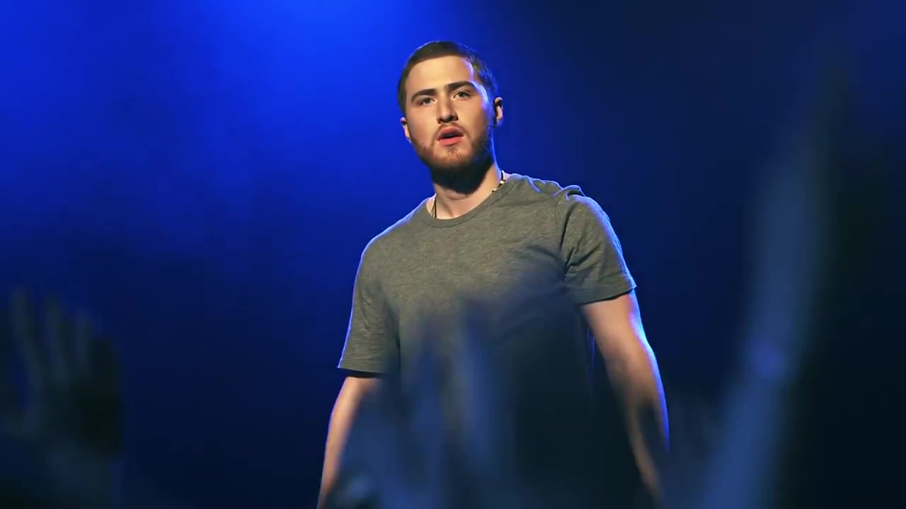 Mike_Posner_-_My_Light_28Official_Video29_334.jpg