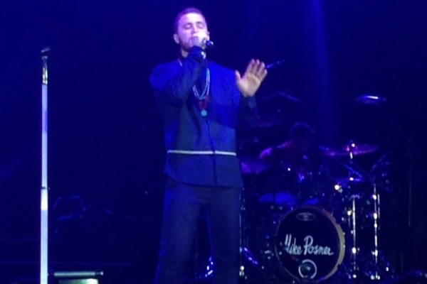 Mike Posner at Bank of New Hampshire Pavilion at Meadowbrook in Gilford – Warrior Tour