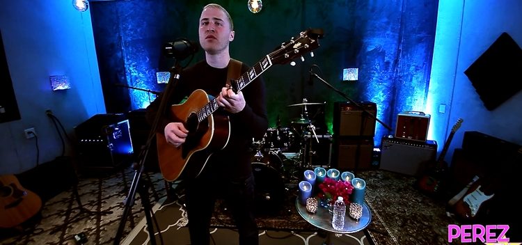 Mike Posner – “I Took A Pill In Ibiza” (Perez Hilton Exclusive Performance)